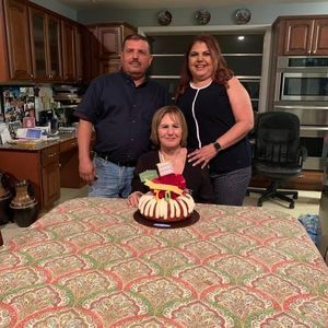 Meet your Posher, Edi etelvina